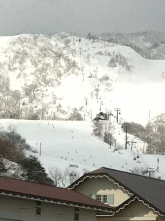 イオックス・アローザ