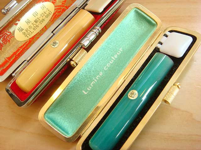 柘と牛角カラーのハンコ