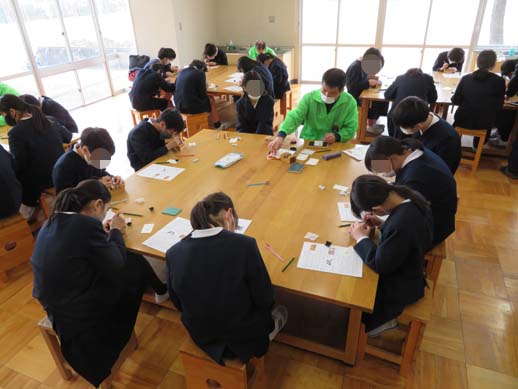 野々市市立館野小学校での「出前はんこ講座」です。